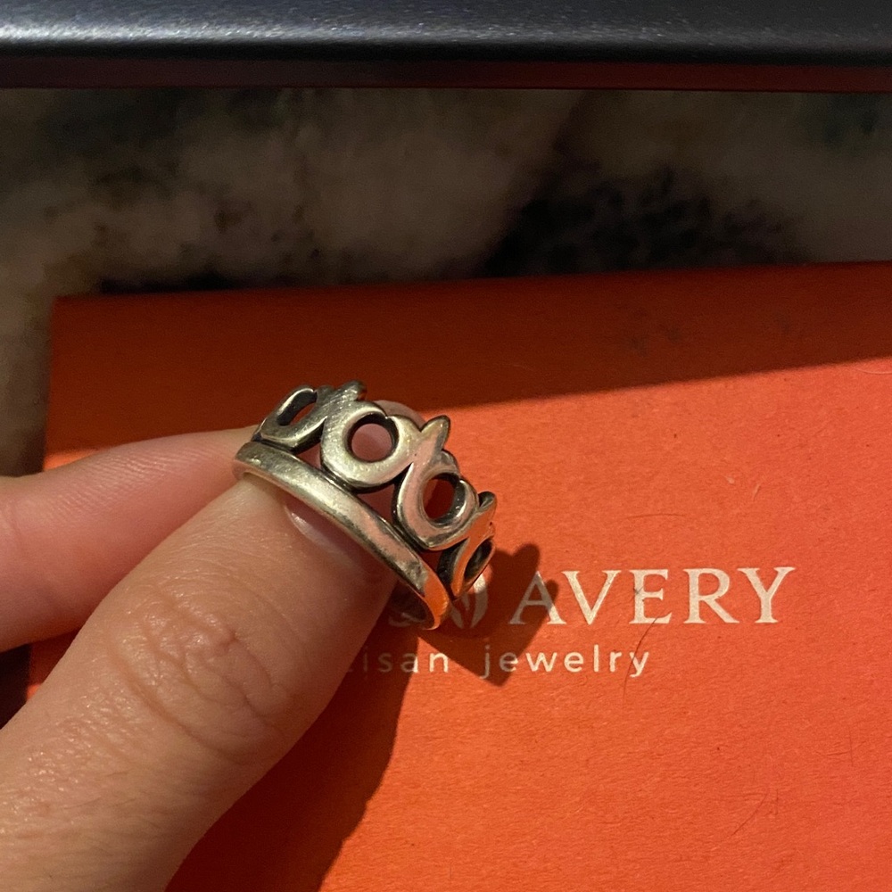 James Avery Retired Crown Ring